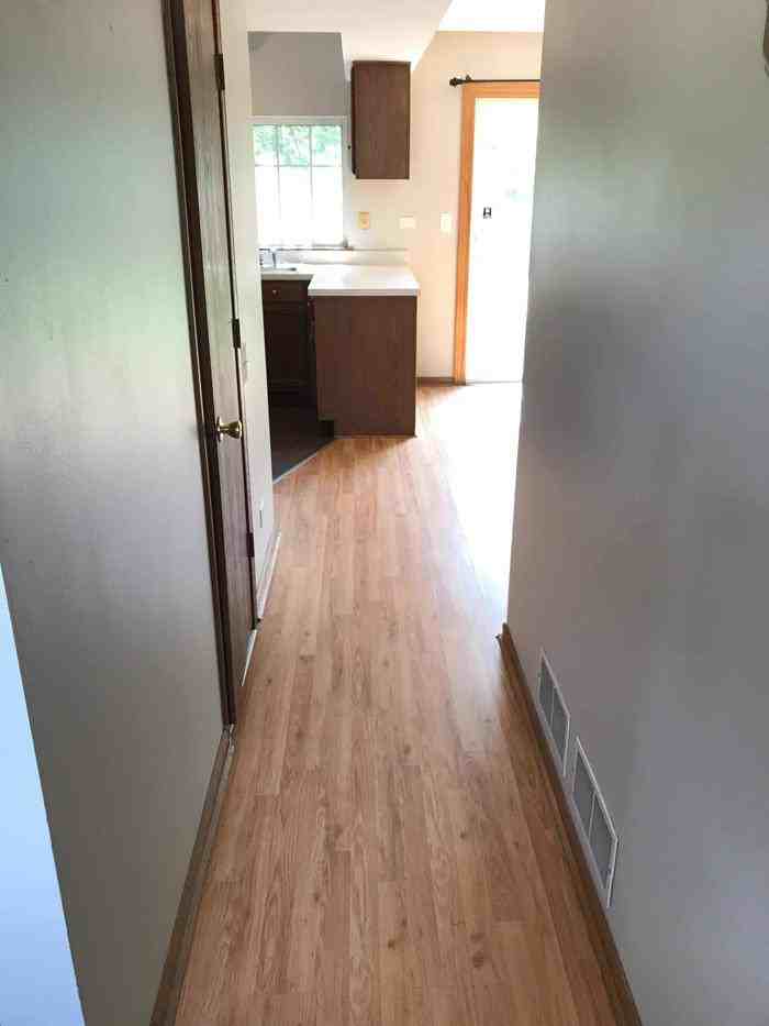 1805 College Green Drive - Photo 2 of 18