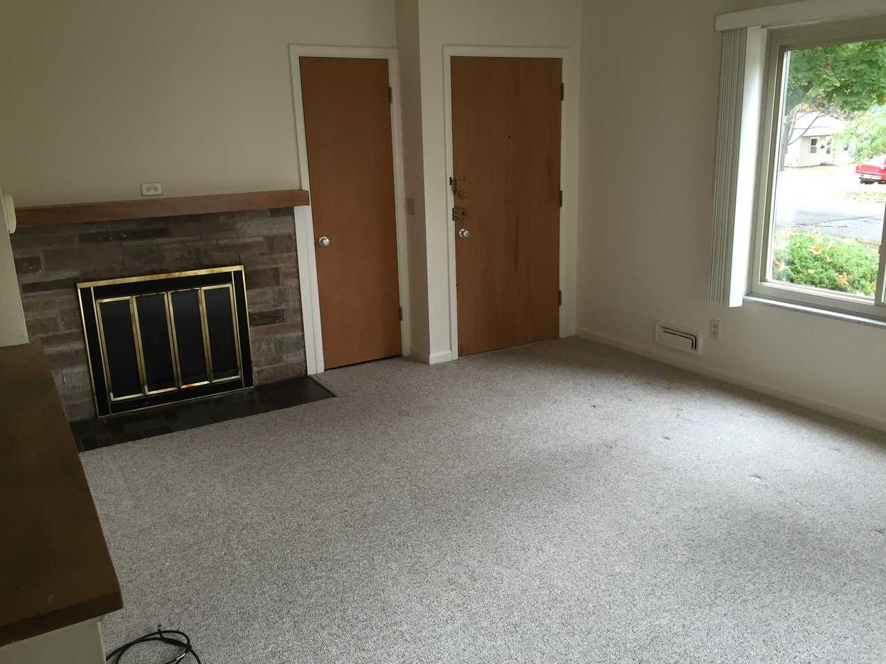 919 Brooks Street - Photo 2 of 15