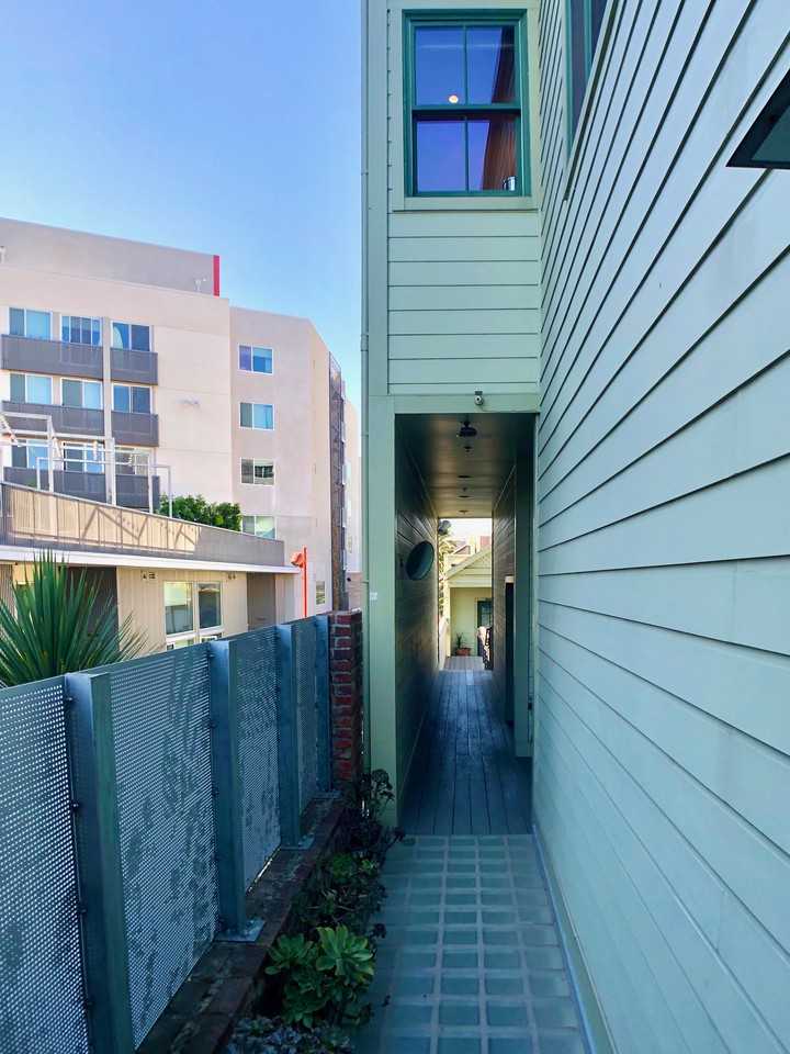 2642 Third St. - Photo 2 of 9