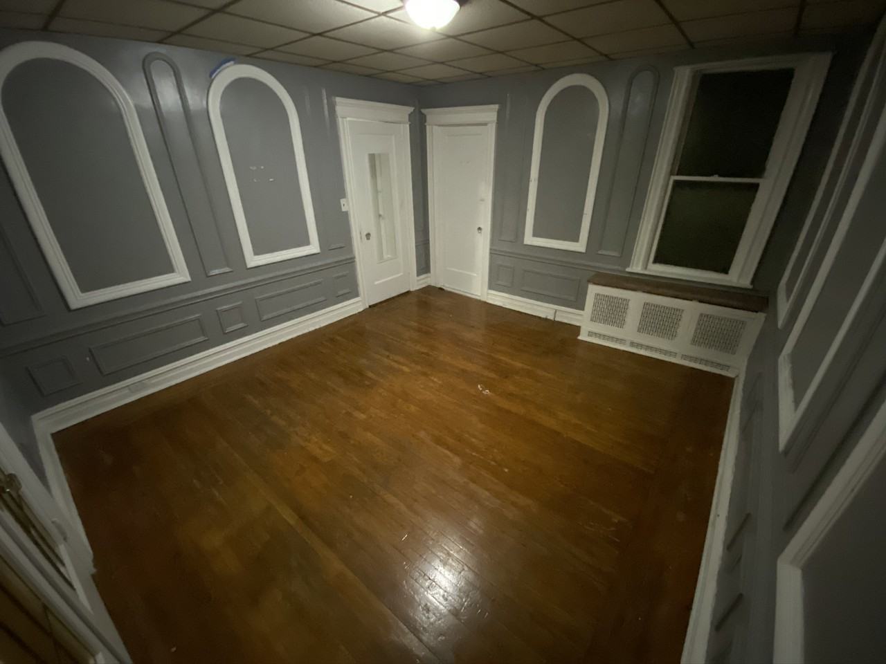 208 Main St - Photo 3 of 11