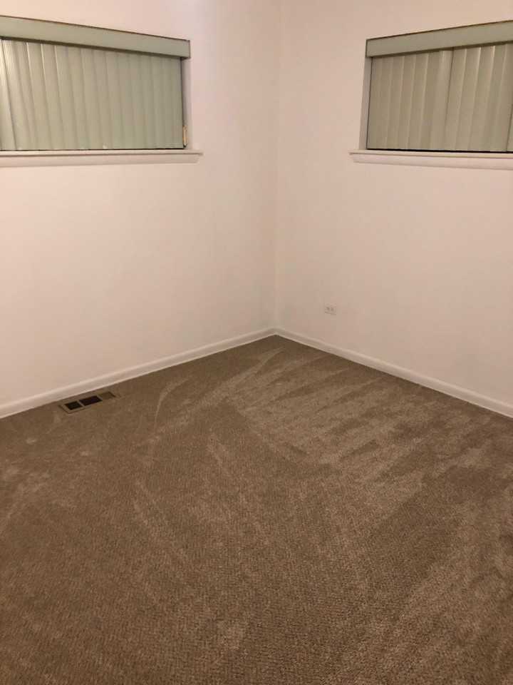17007 Oakwood Avenue - Photo 2 of 6