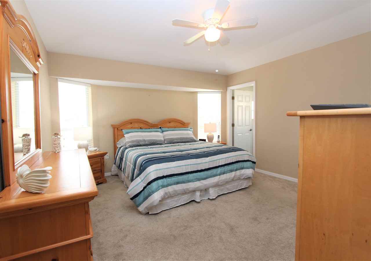 7 Medalist Ct - Photo 7 of 15