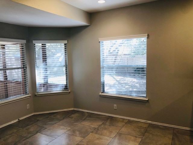 1608 Tristan Way - Photo 4 of 20