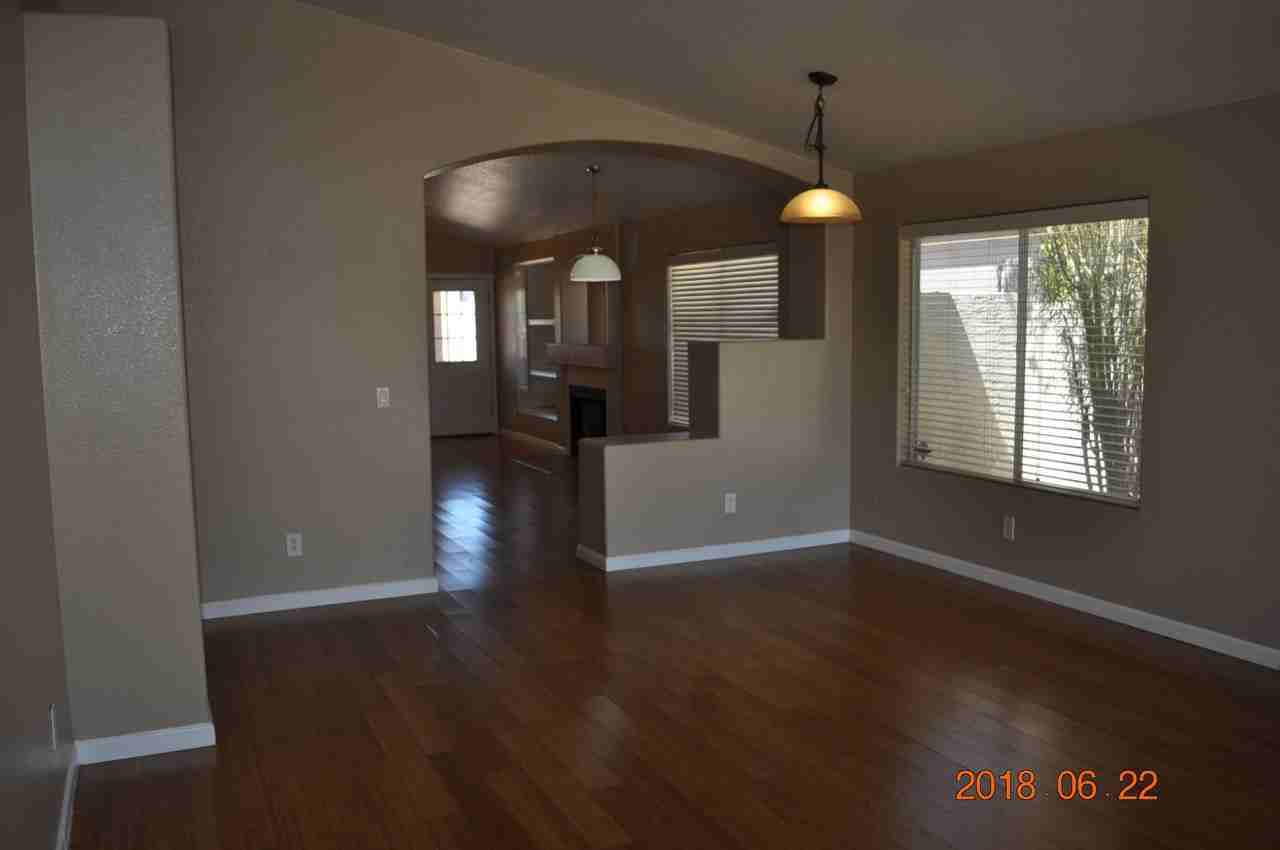 8544 W Cherry Hills Dr - Photo 2 of 25