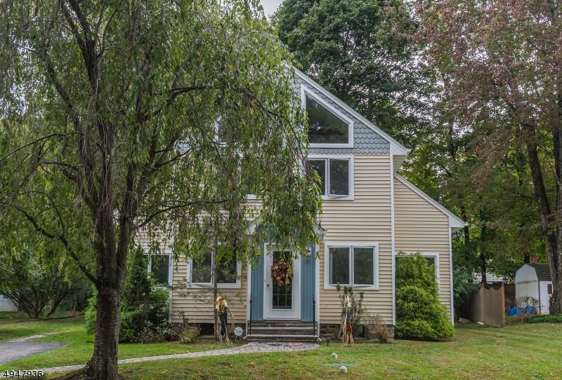 13 Lakeview Rd - Photo 2 of 19