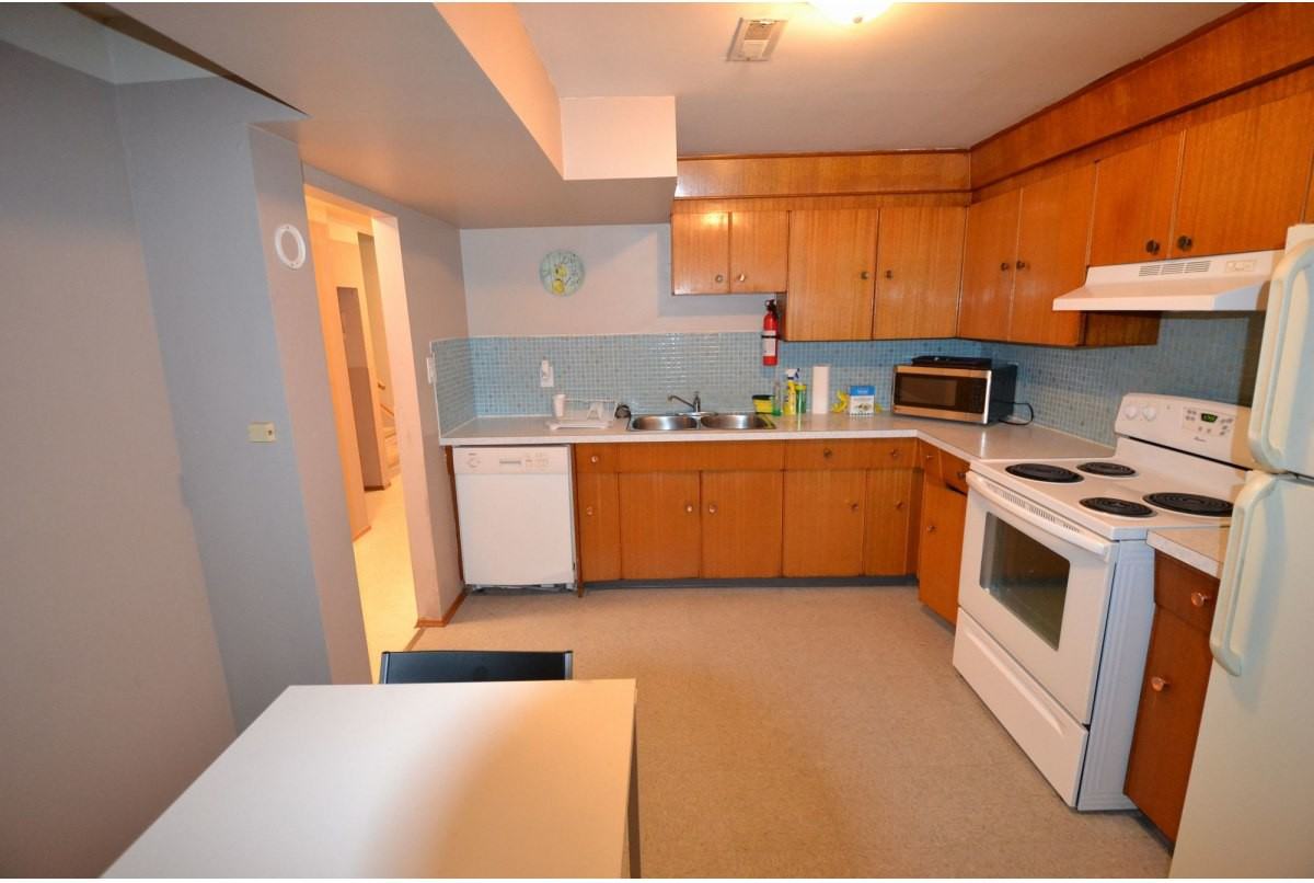 7515 11927 93 Street Northwest 93 Street Edmonton AB T5B 3E5 3