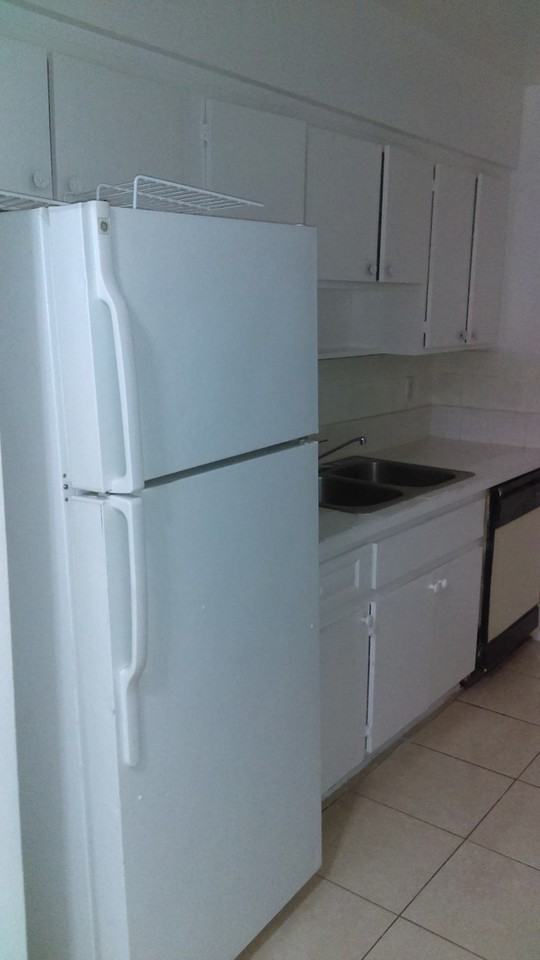 3800 Riverside Drive - Photo 2 of 7