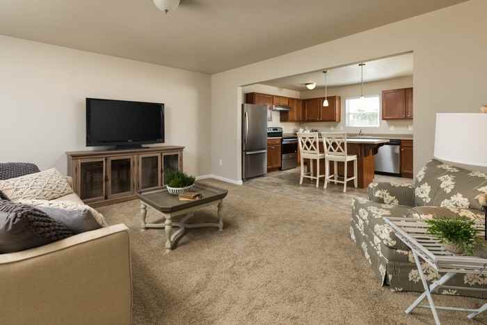 1043 Broken Ridge Drive - Photo 2 of 28