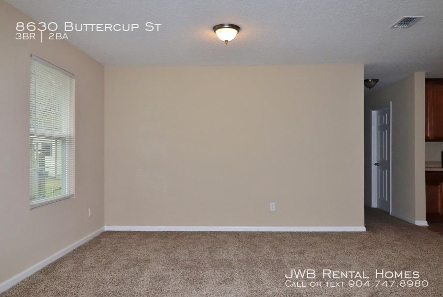 8630 Buttercup St - Photo 3 of 9