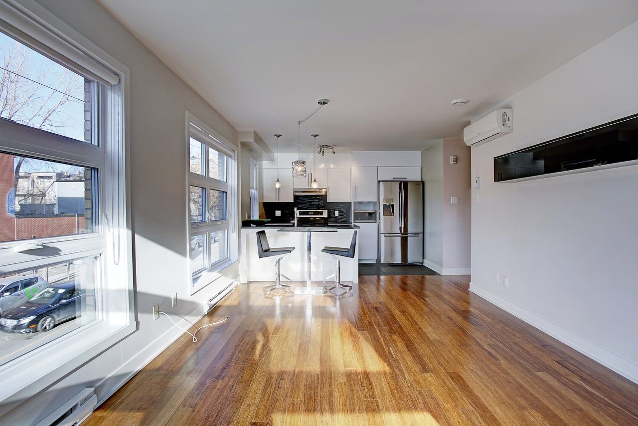 4775 Avenue Papineau #205 - Photo 2 of 25