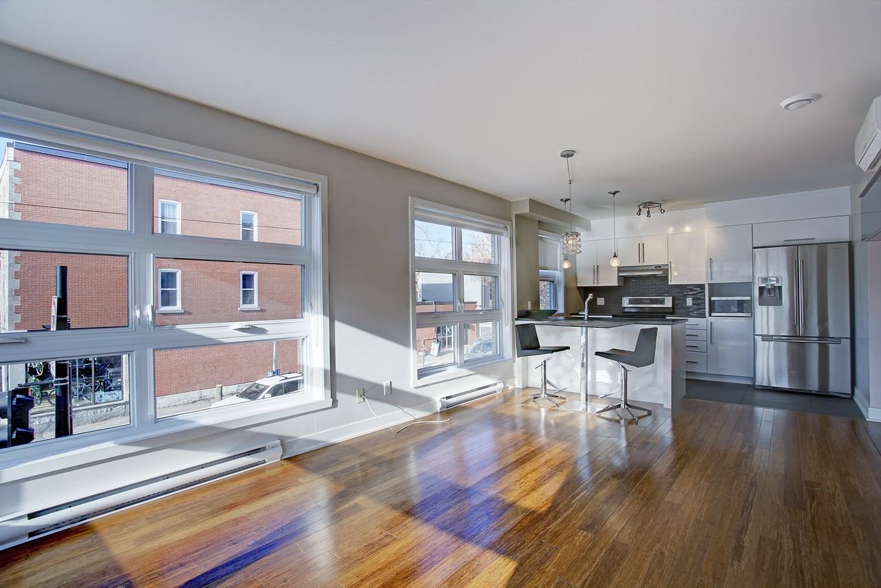 4775 Avenue Papineau #205