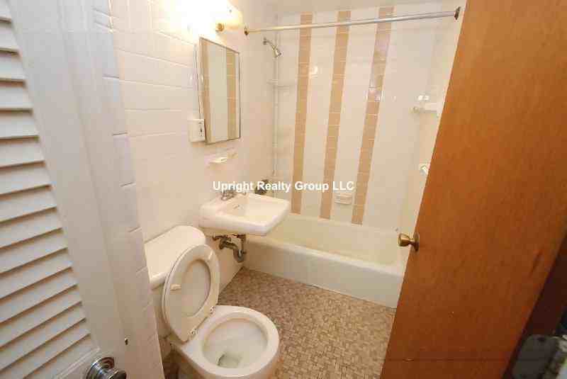 50 South Huntington Avenue #21 - Photo 2 of 4