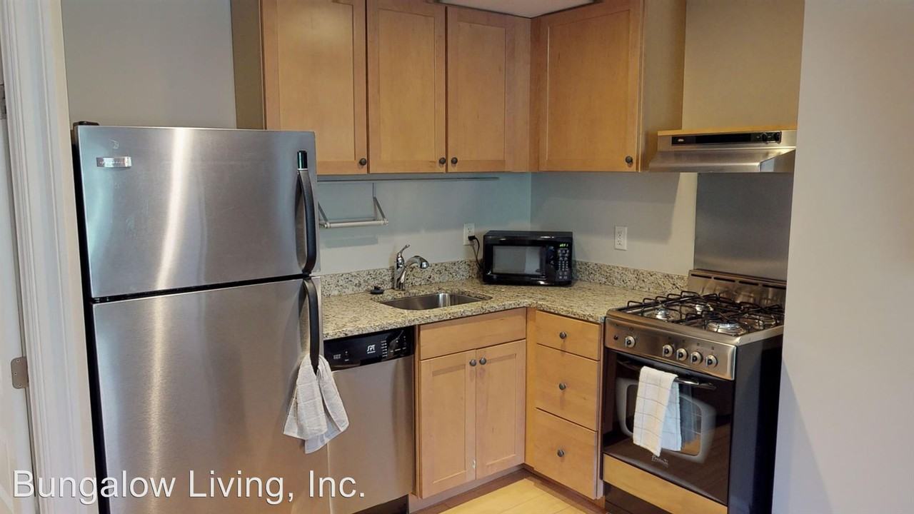 324 S Juniper St, 3 - Photo 3 of 5