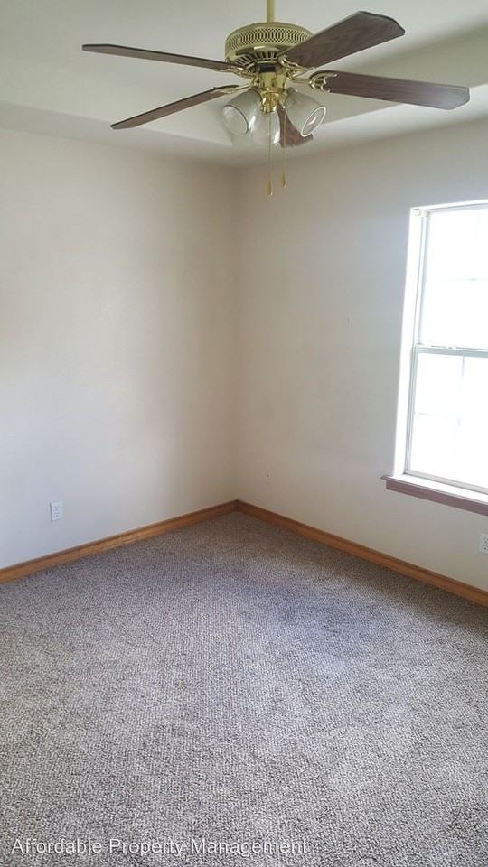 22162 N. Sam Houston Blvd - Photo 2 of 6