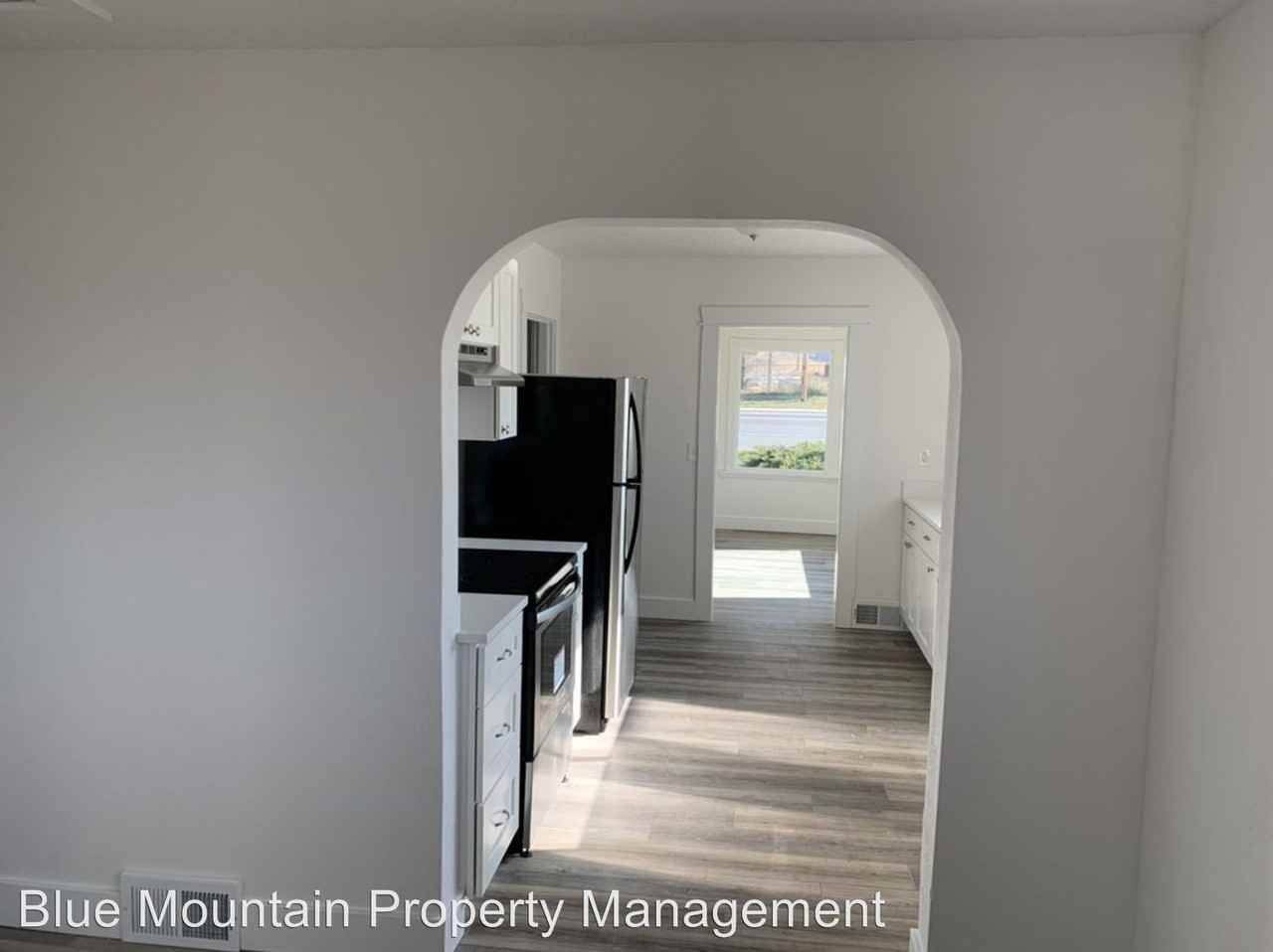 2240 S Hwy 89 - Photo 3 of 14