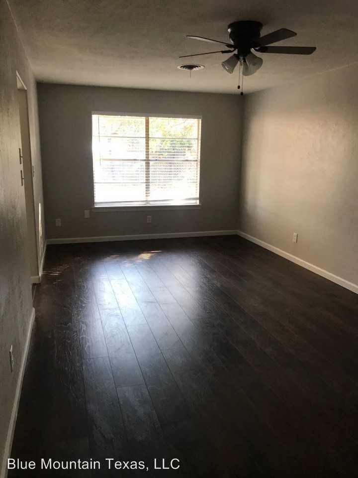 5801 Sandra Dr - Photo 3 of 20
