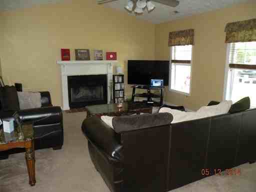 114 Borgo Ct - Photo 2 of 11