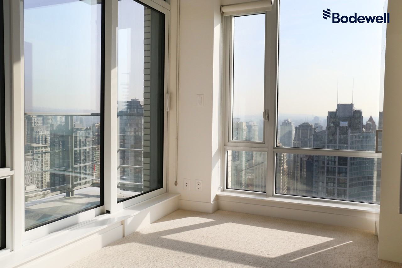 1283 Howe Street #3304