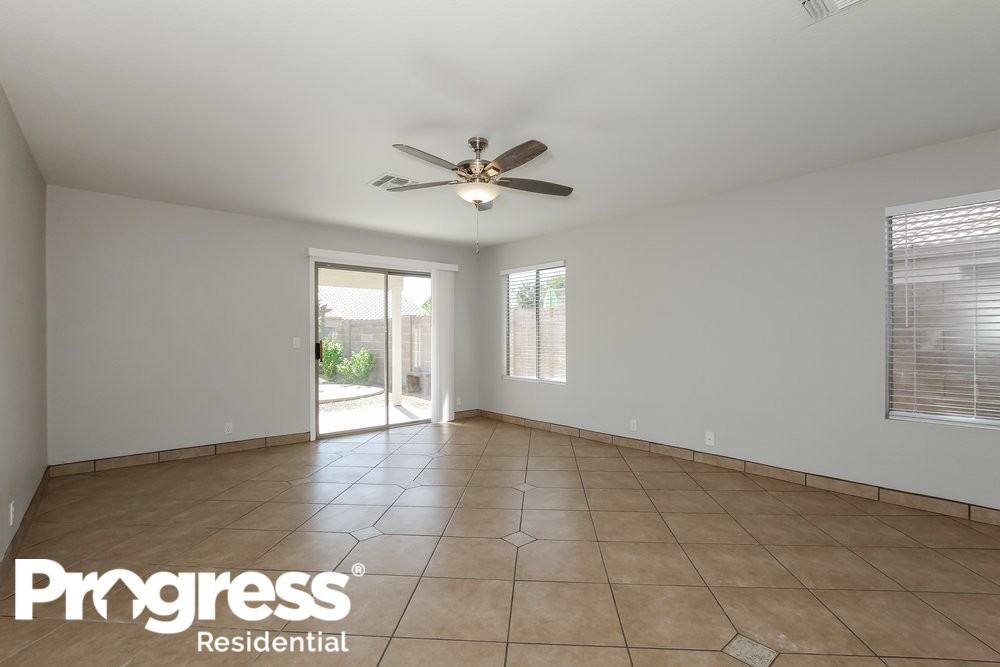 9247 W Ironwood Drive - Photo 3 of 15