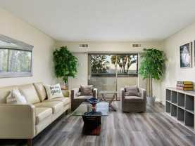 1333 E Grand Ave - Photo 1 of 1