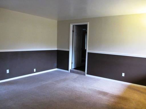 9886 SE 38th Ave - Photo 3 of 12