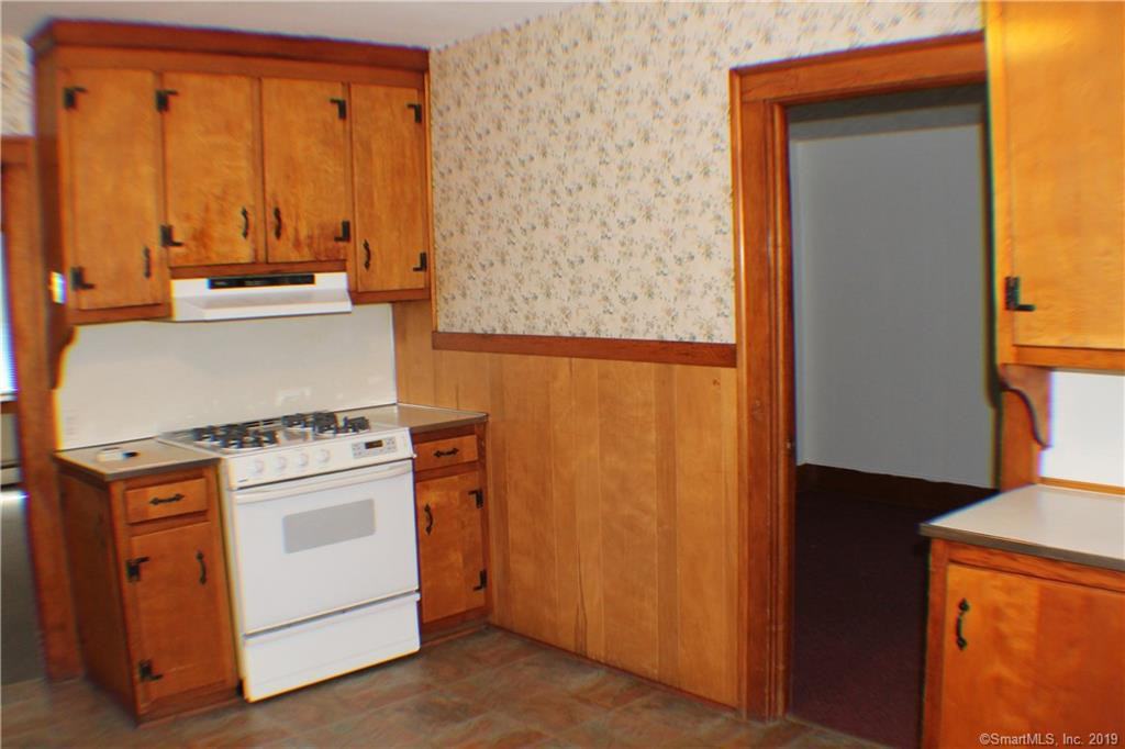 740 Enfield Street - Photo 2 of 15