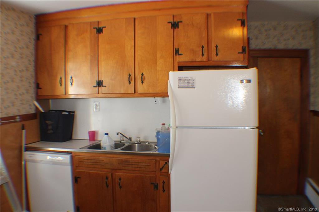 740 Enfield Street - Photo 3 of 15