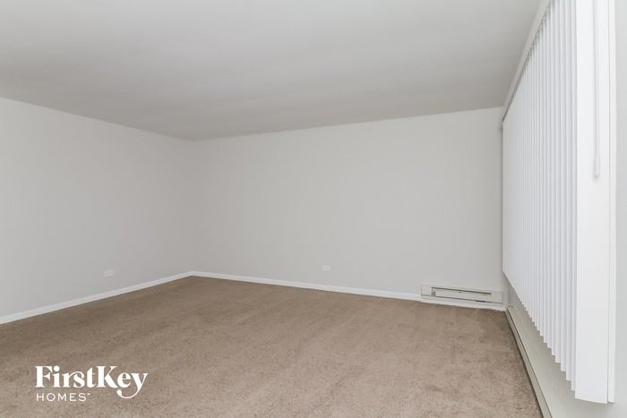 16410 Kedzie Avenue - Photo 3 of 14