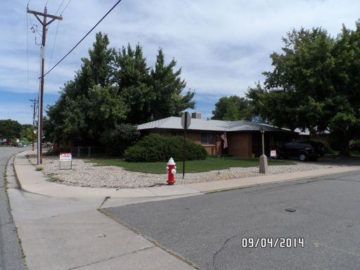 950 Tiffany Pl - Photo 2 of 4