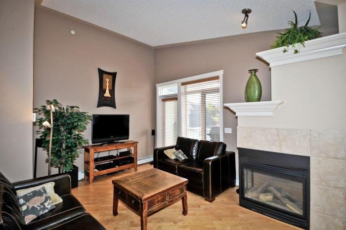 2411 The Waterford Bldg C - Photo 2 of 9