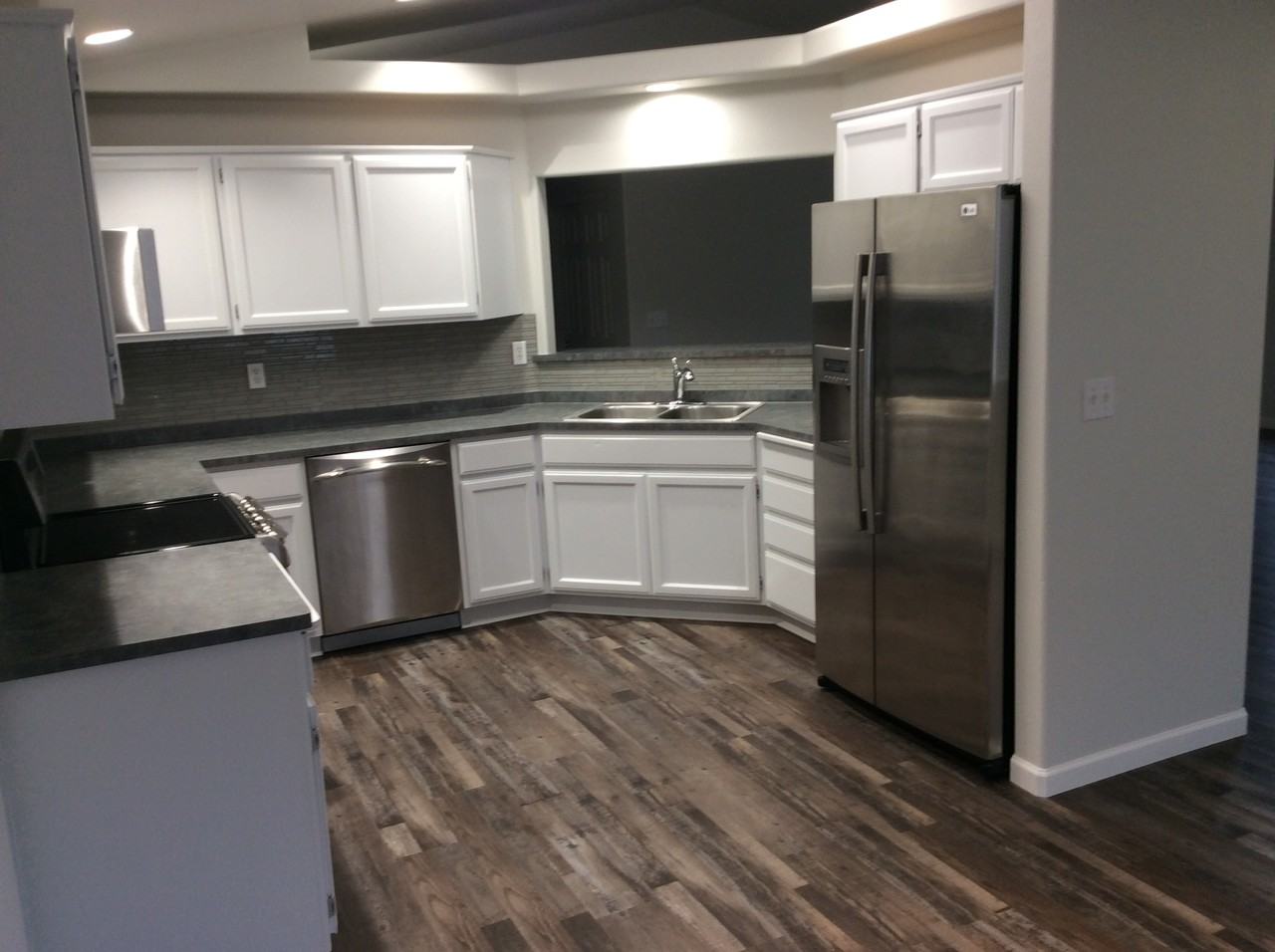 603 Sw Leonard St - Photo 3 of 6