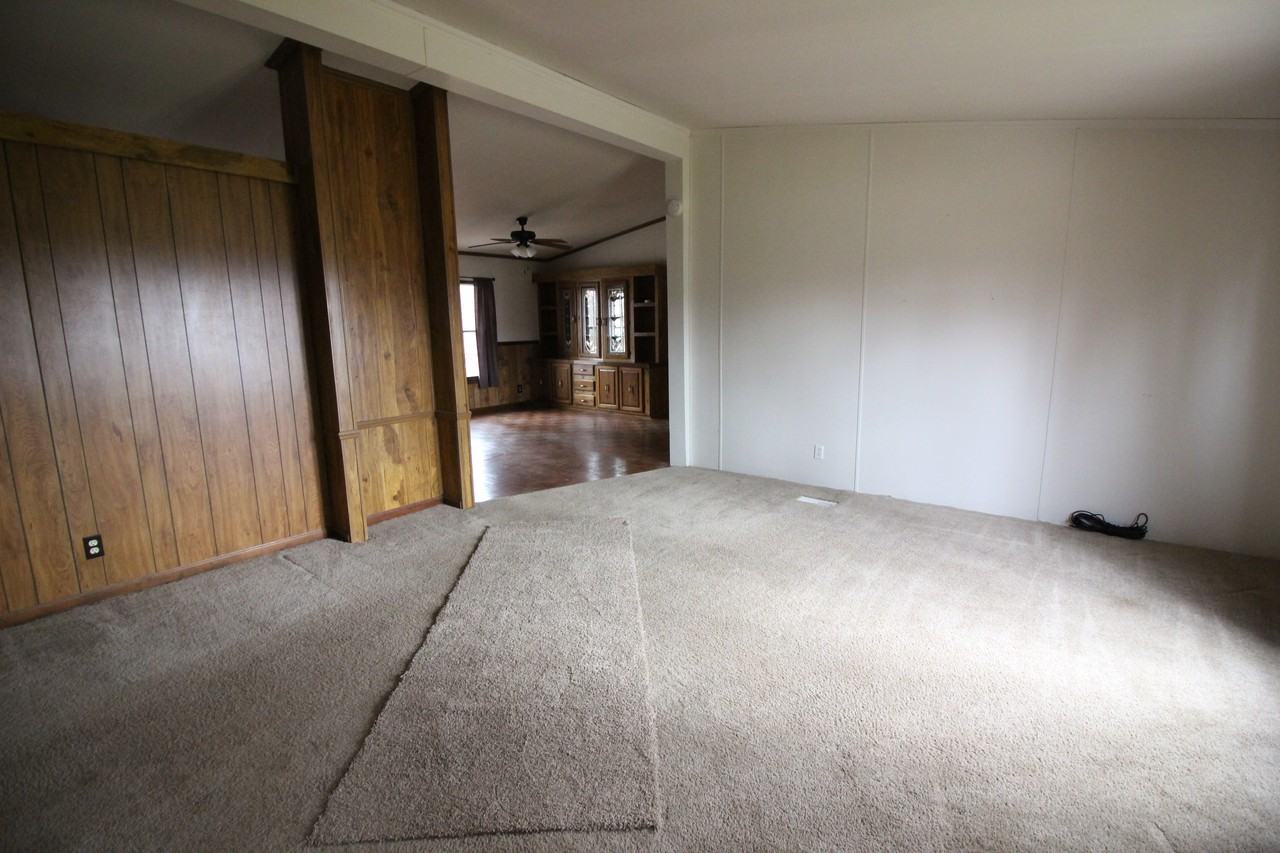 45768 Kozma St - Photo 2 of 17