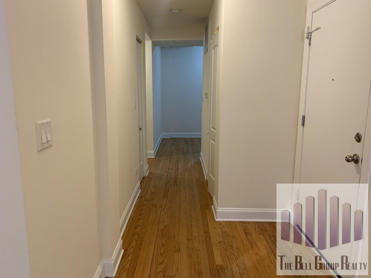 2035 West Arthur Avenue #G - Photo 3 of 10
