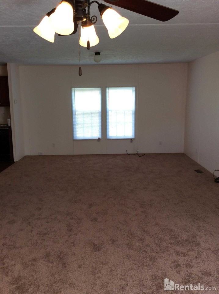 174 Ansel Way - Photo 2 of 10