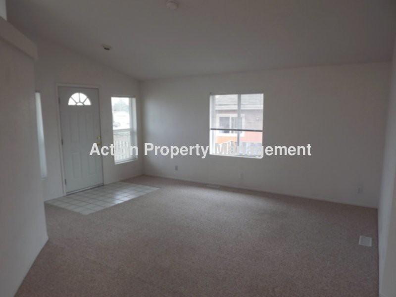 100 Winterhawk St - Photo 2 of 9