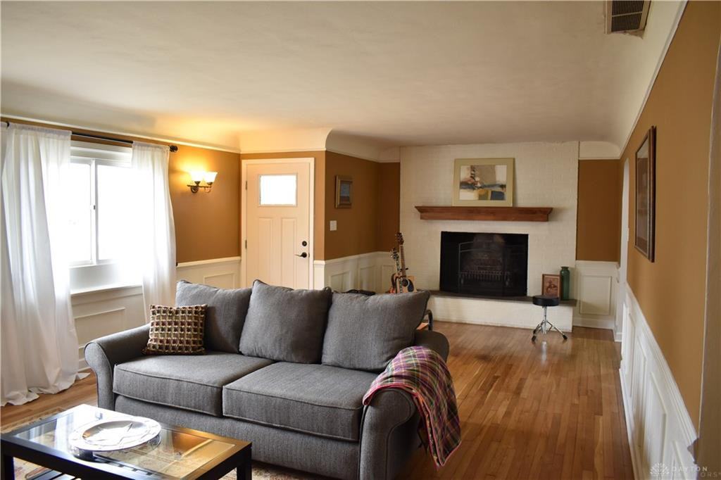 4117 W Franklin St - Photo 3 of 16