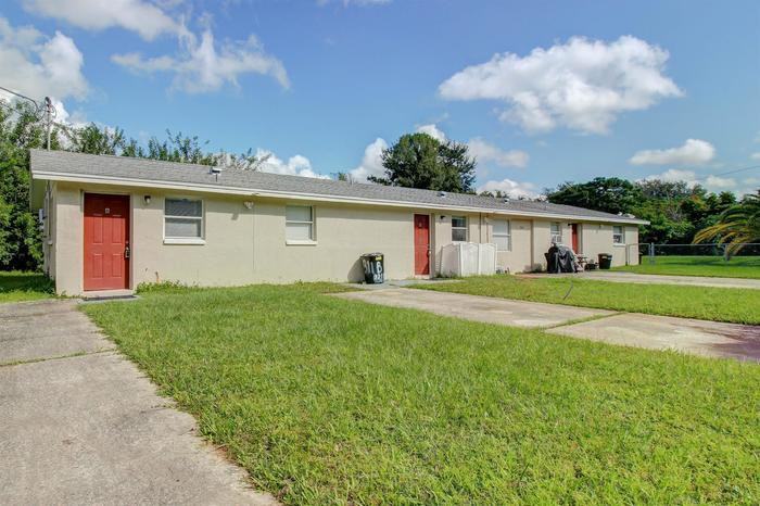 9311 Loras Street - Photo 3 of 26