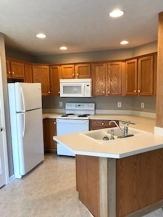 103 Grassyway Court - Photo 3 of 11