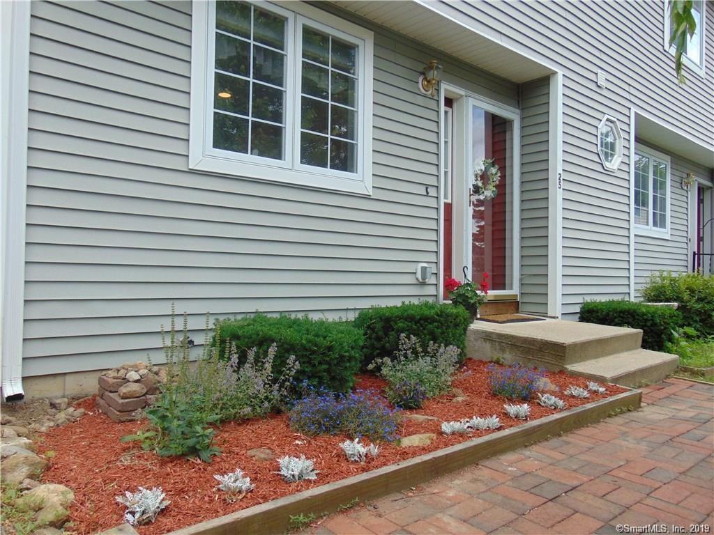 25 Fort Griswold Lane - Photo 2 of 11