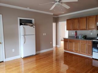 31 Reservoir St Brockton Ma 02301 2 Bedroom Apartment For