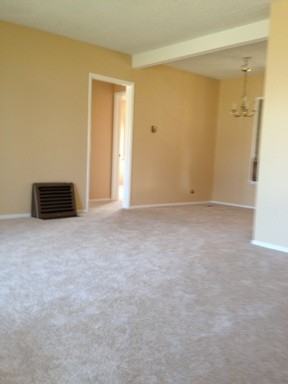 7802 Wellsford Ave - Photo 3 of 9