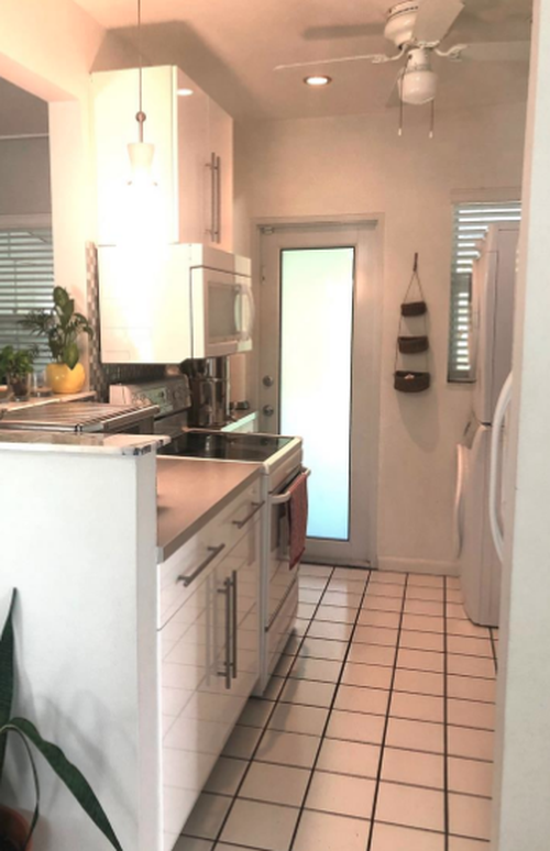 1029 Northeast 113th Street - Photo 3 of 4