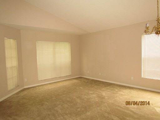 29806 Morningmist Dr - Photo 3 of 10