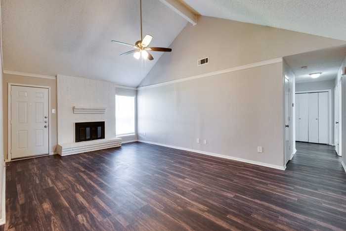 7609 Kimberly Court - Photo 2 of 10