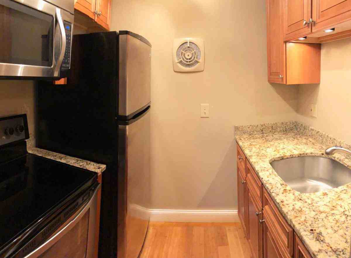 182 Circle Road ##2 - Photo 3 of 6