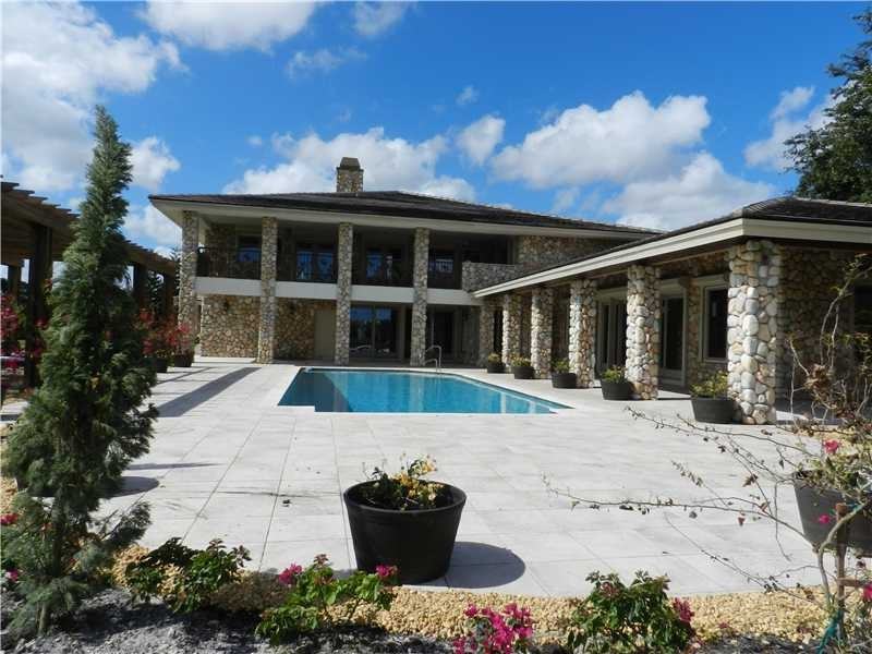 3322 SW 121st Ave - Photo 3 of 15