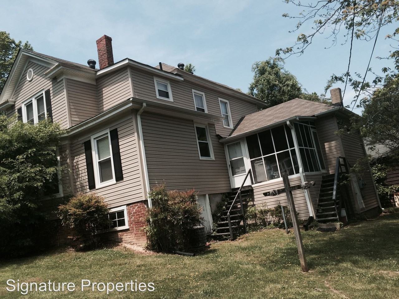 1403 Peach Avenue - Photo 2 of 24