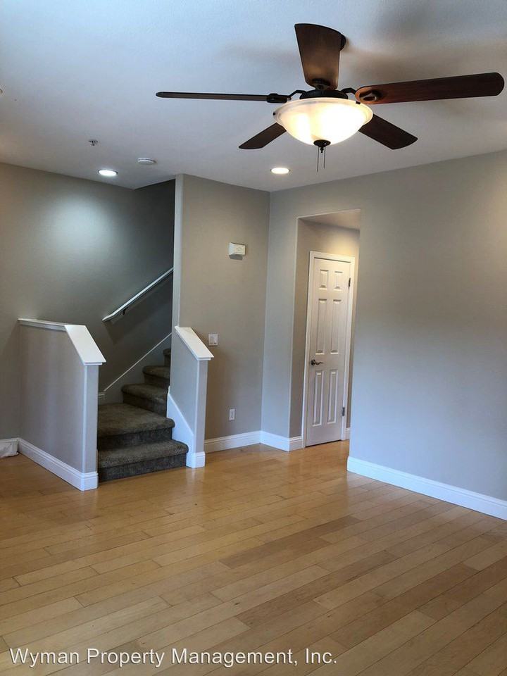 8 Wise Court - Photo 3 of 27