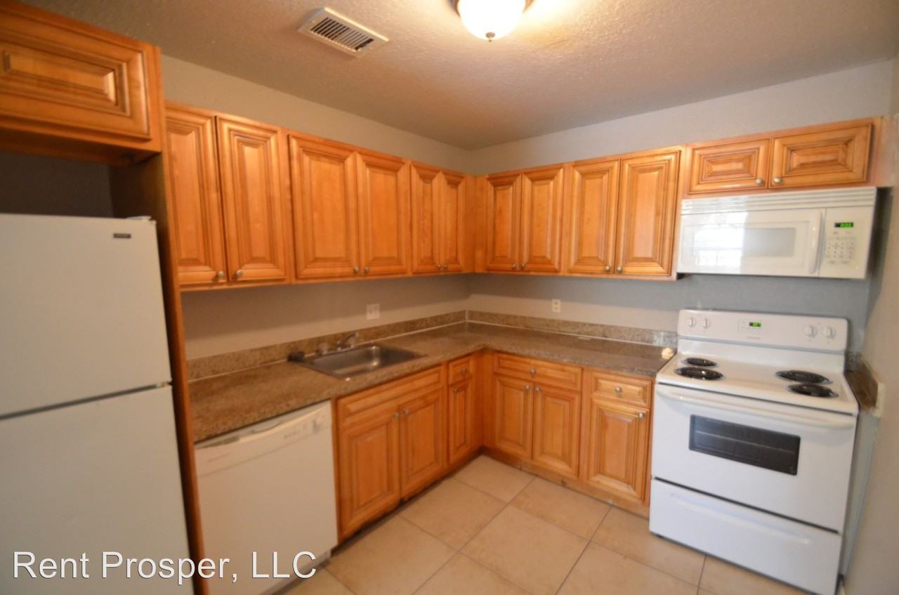 3995 Versailles Dr #F - Photo 3 of 19