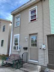 336 N Bedford St Carlisle Pa 17013 2 Bedroom House For